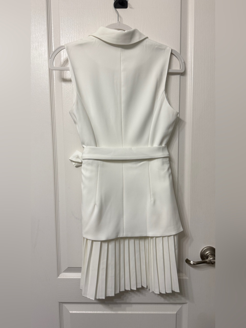 Commense Off White Sleeveless Blazer Wrap Dress - Picture 4 of 5